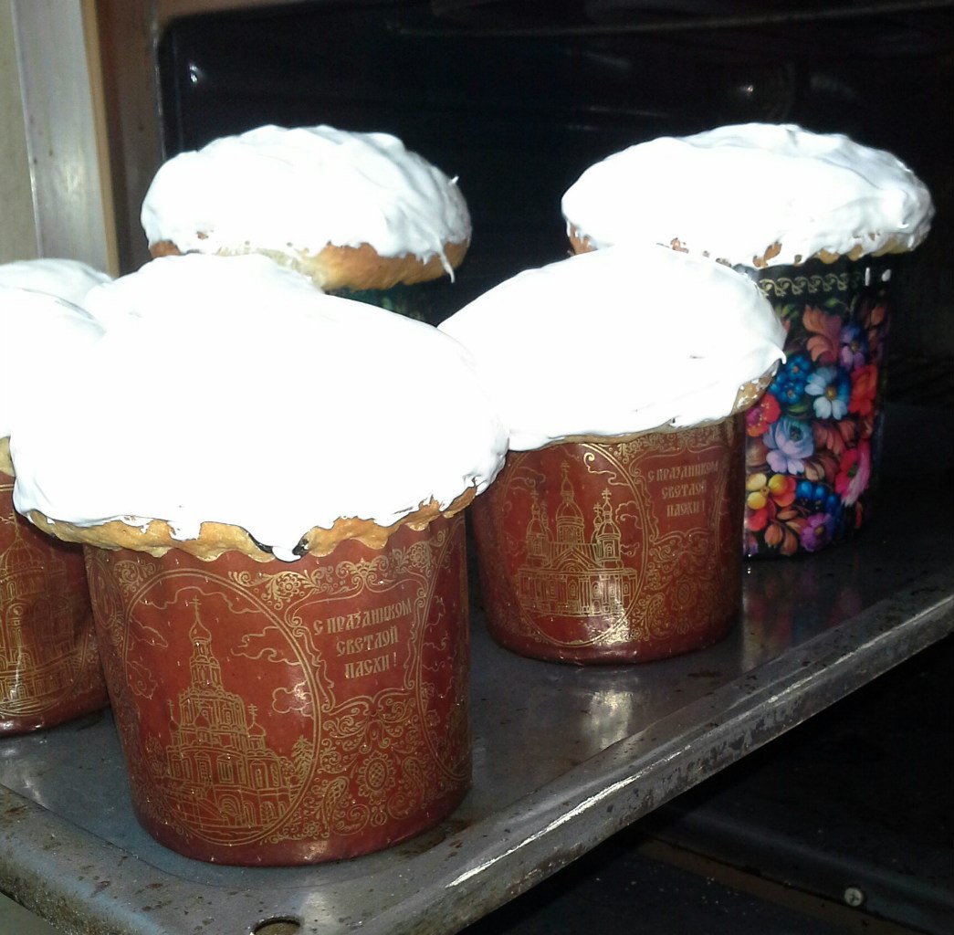 Kulich con Myasoedovskaya en el horno (clase magistral)