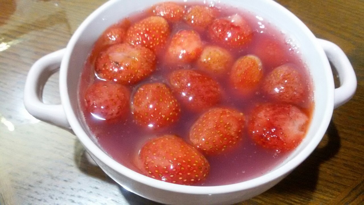 Berry jelly อร่อยมาก (ไม่มีฟิล์มด้านบน)