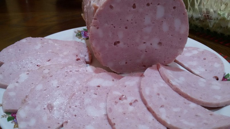 Homemade ham (collection of recipes for a ham maker)