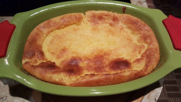 Polenta casserole with apples (Polentaauflauf mit Aepfeln)