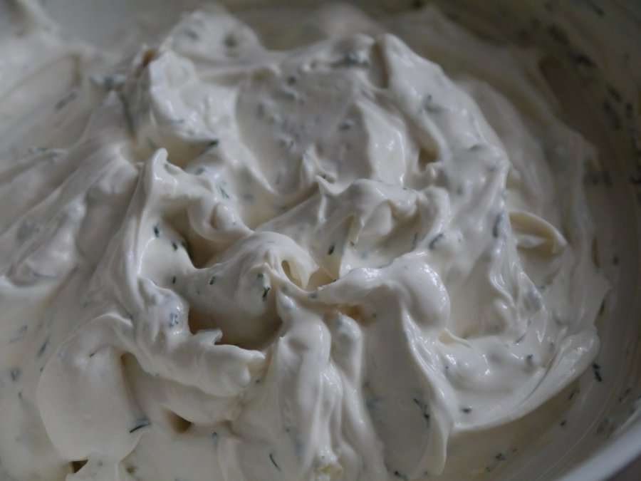 Homemade cream cheese