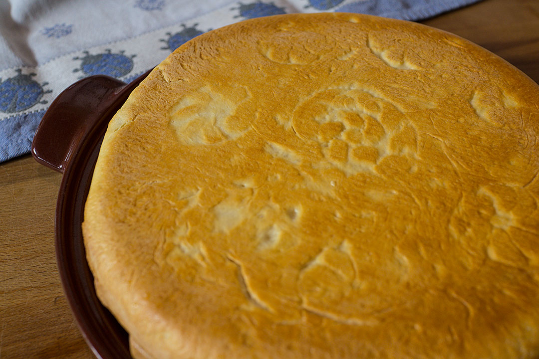 Hoe bak je een Oezbeekse flatbread in een conventionele oven?