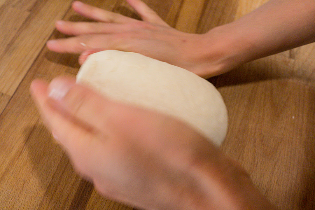 Paano maghurno ng isang Uzbek flatbread sa isang maginoo na oven?