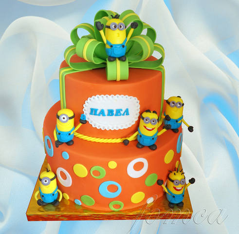 Despicable Me Cakes