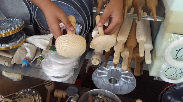 Rolling pins and scrapers for dough