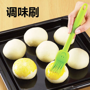 Các mặt hàng silicone (khuôn, thảm, tua, găng tay, v.v.)