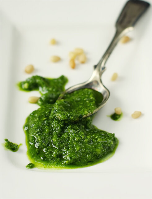 Paluszki chlebowe z pesto