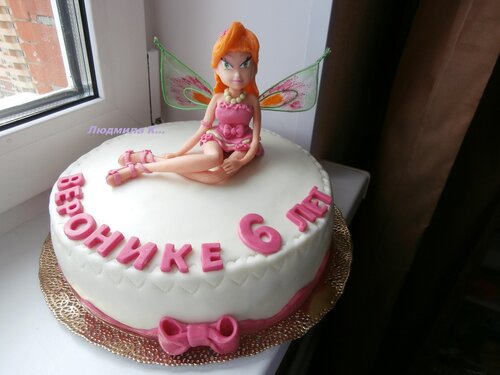 Torte con fate basate sul cartone animato Winx e altri