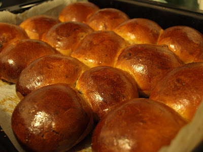 High-calorie buns (GOST recipe in a bread machine)