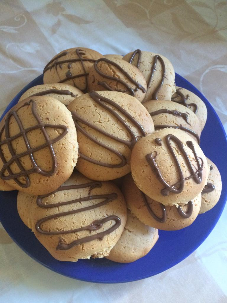 Galletas de caramelo suave con leche condensada