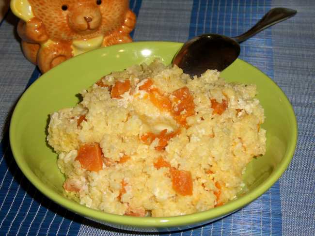 Millet porridge with dried apricots (Panasonic SR-TMH 18)