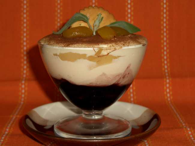 Salsa de pera i prunes amb crema Mascarpone