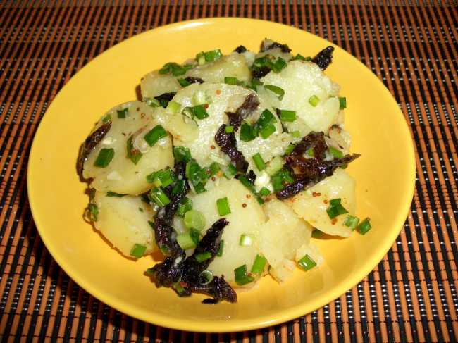 Potatoes with prunes