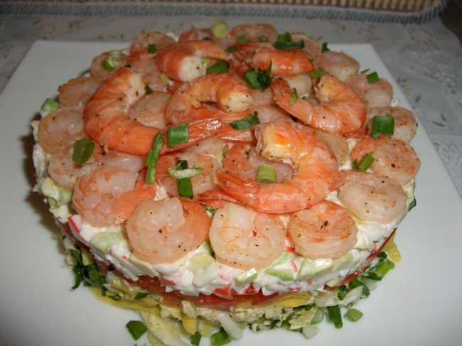 Salade met krab en garnalen