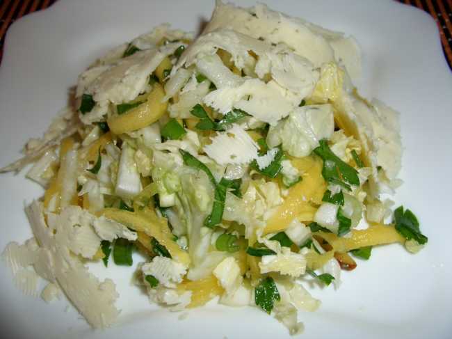 Chinese koolsalade met schapenkaas