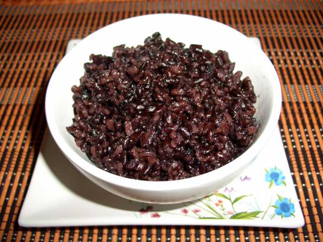 Vegetable salad MIX with black rice