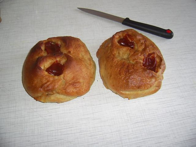 Bread-dumplings Tortellini di pane ng mga kapatid na Simili