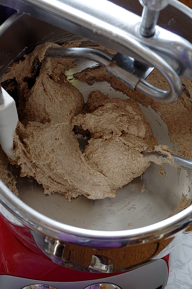 Features of wheat-rye dough