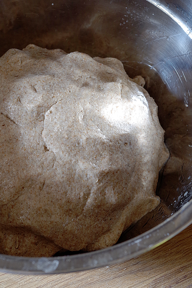 Features of wheat-rye dough