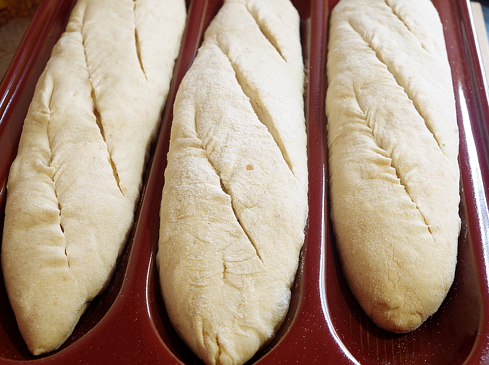 How to bake a baguette in the oven?