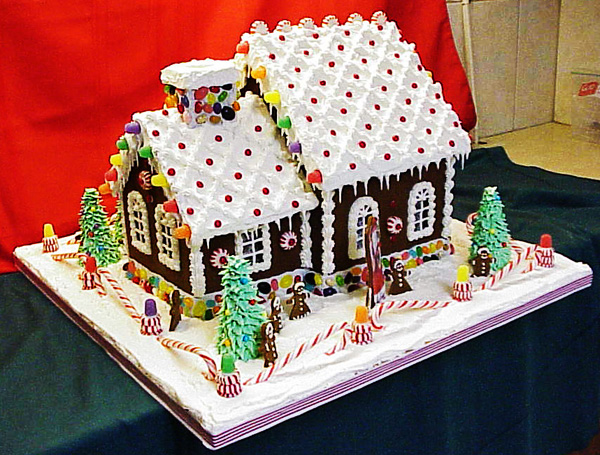 Gingerbread house (how to assemble and decorate)