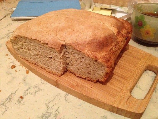 Everlasting hop leaven and bread made from it