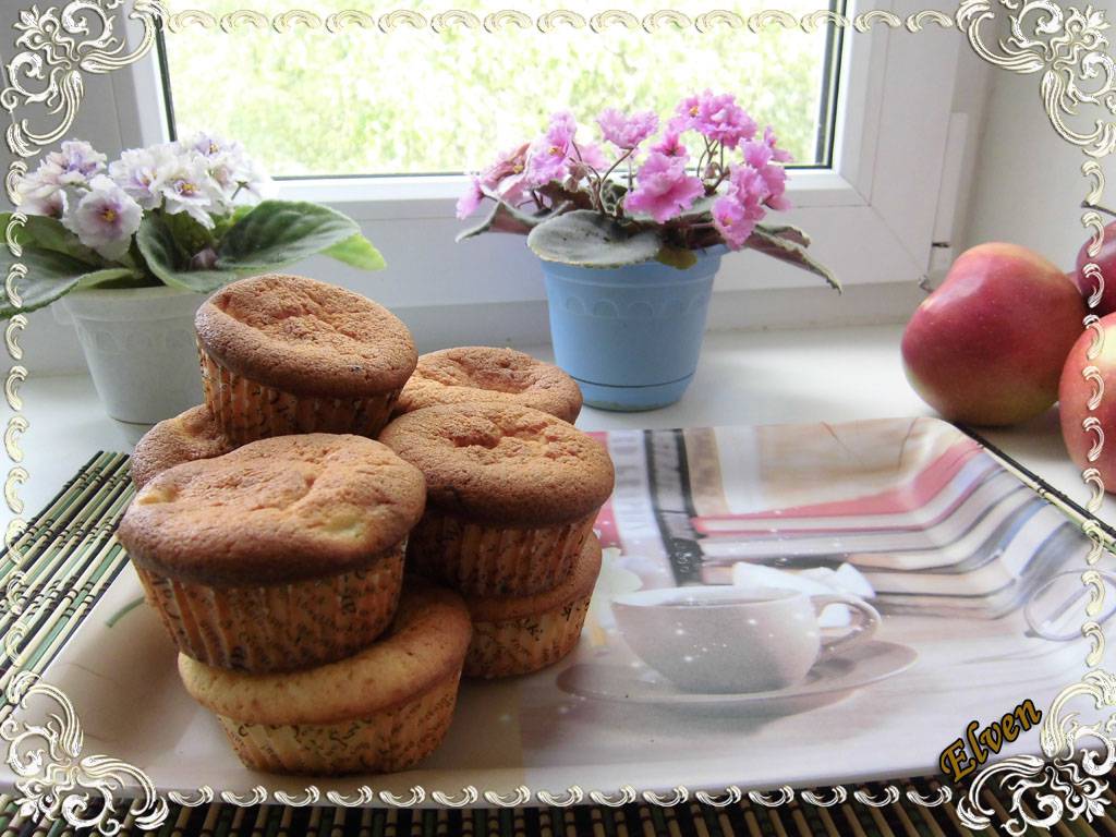 Rhubarb Cupcakes