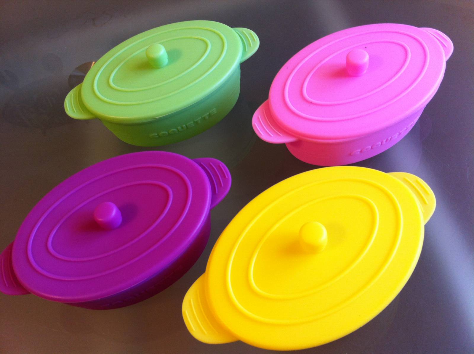 Articoli in silicone (stampi, tappeti, nappe, guanti, ecc.)