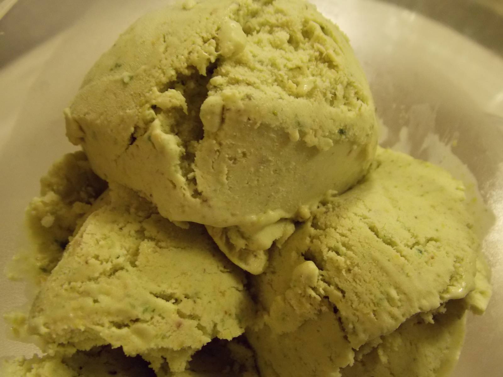 Helado cremoso de pistacho (E. Molokhavets, 1861, receta # 1902) en Brand Ice Cream