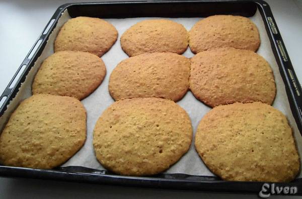 Pumpkin Oatmeal Cream Pies