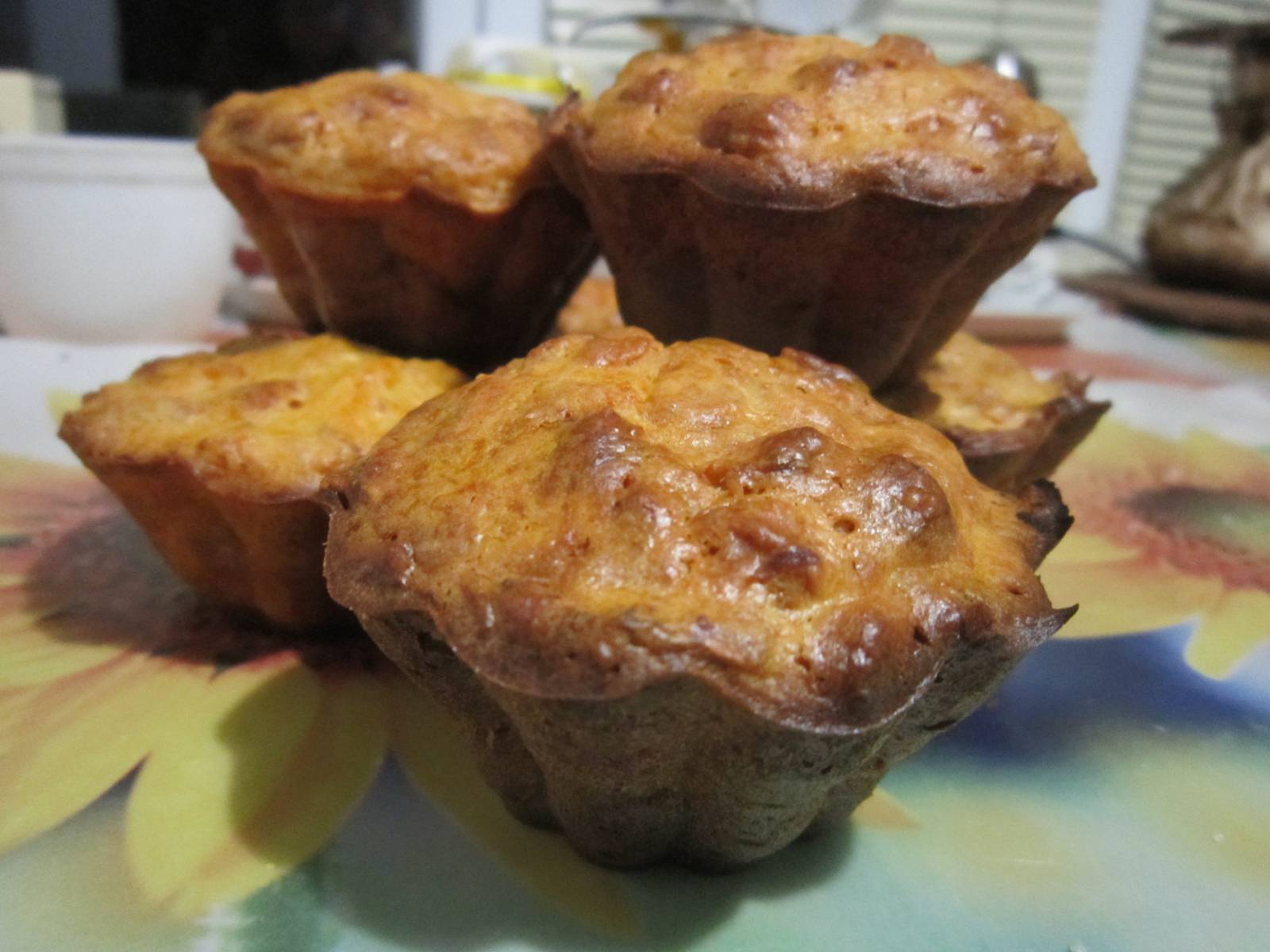 Apple muffins with muesli