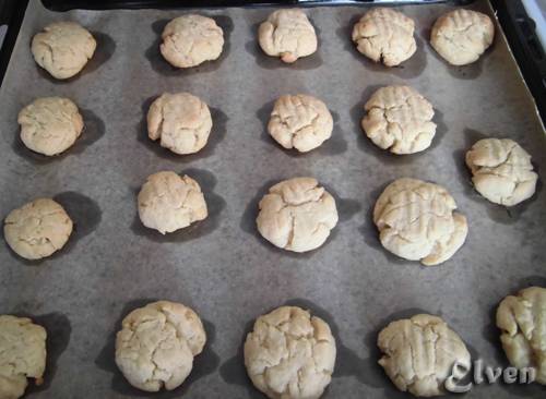 Biscotti croccanti al burro di arachidi