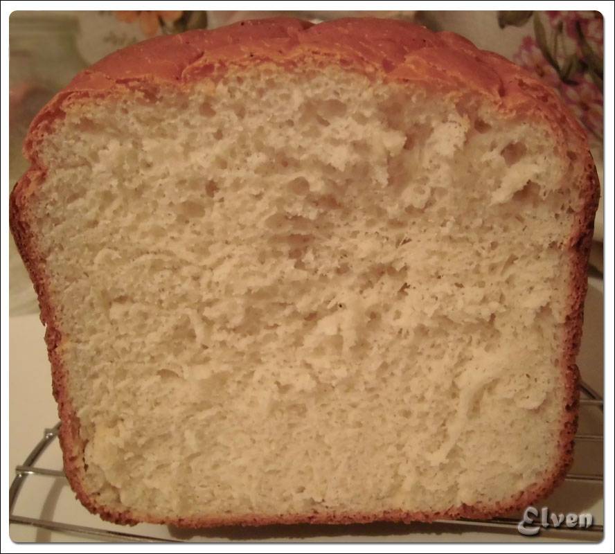 Pan de trigo con miel y requesón (panificadora)