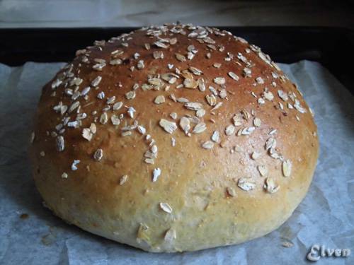 Pane di patate tedesco con Ercole (Hafer Kartoffel Brot)