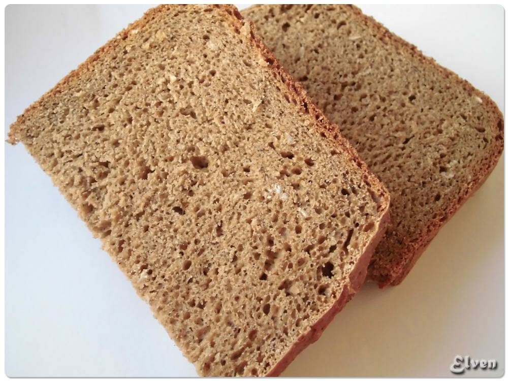 Pane di segale con fiocchi d'avena (macchina per il pane marca 3801)