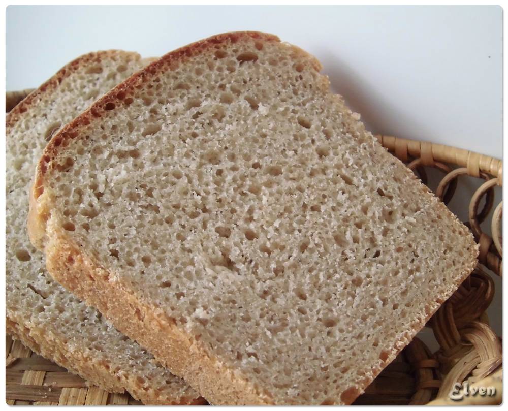 Pane di segale di grano tenero con anice stellato su lievito liquido