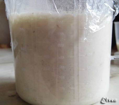 Curd tinapay na may likidong lebadura