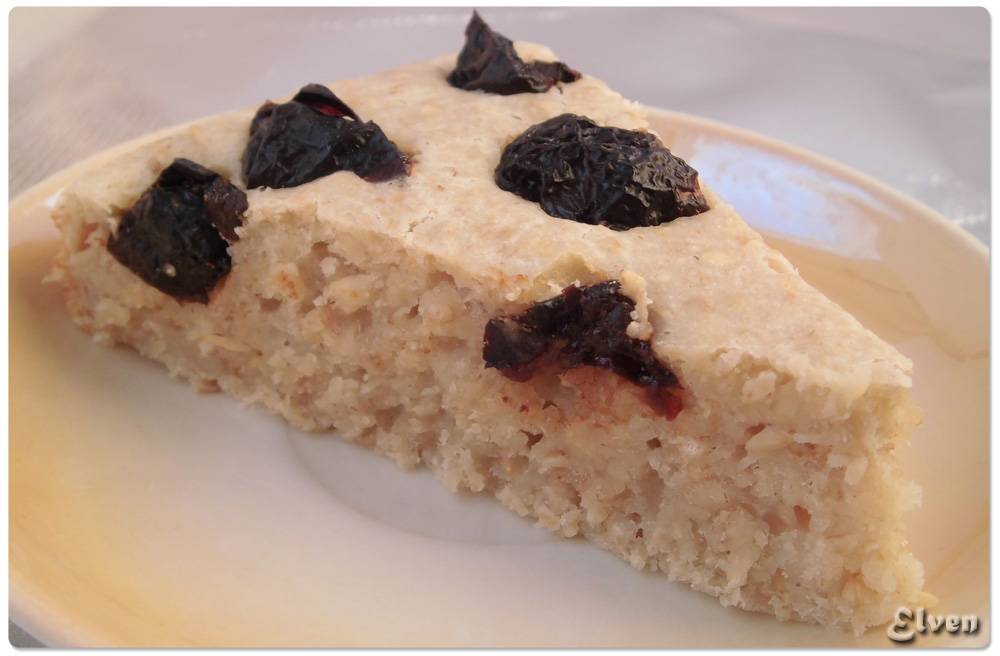 Torta di avena con prugne