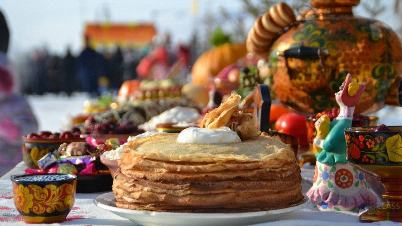 תה מותסס עשוי עלים של גינה וצמחי בר (כיתת אמן)