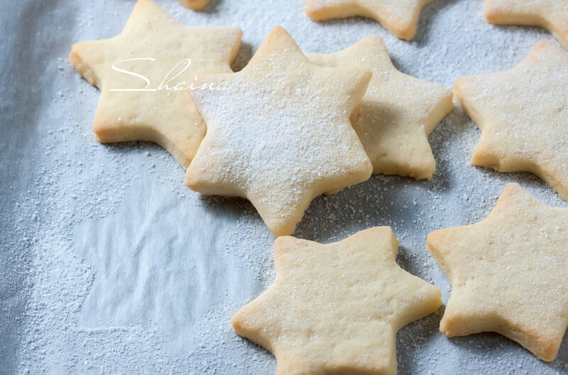 Mga cookies ng shortbread ng Bagong Taon