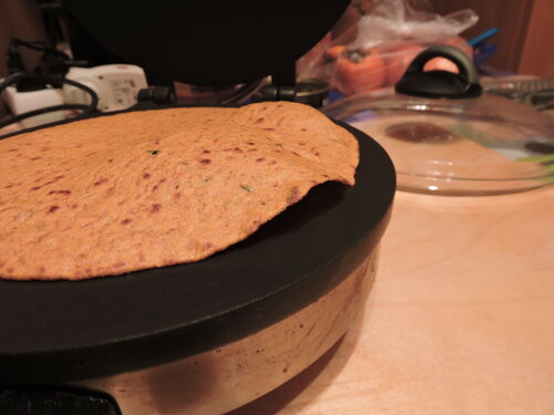 Yeast-free rye flatbreads with sun-dried tomatoes